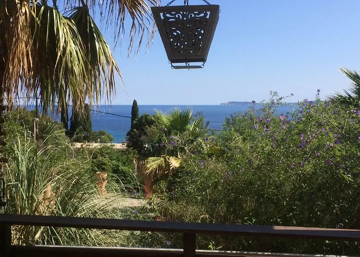 Rayol-canadel Villa
